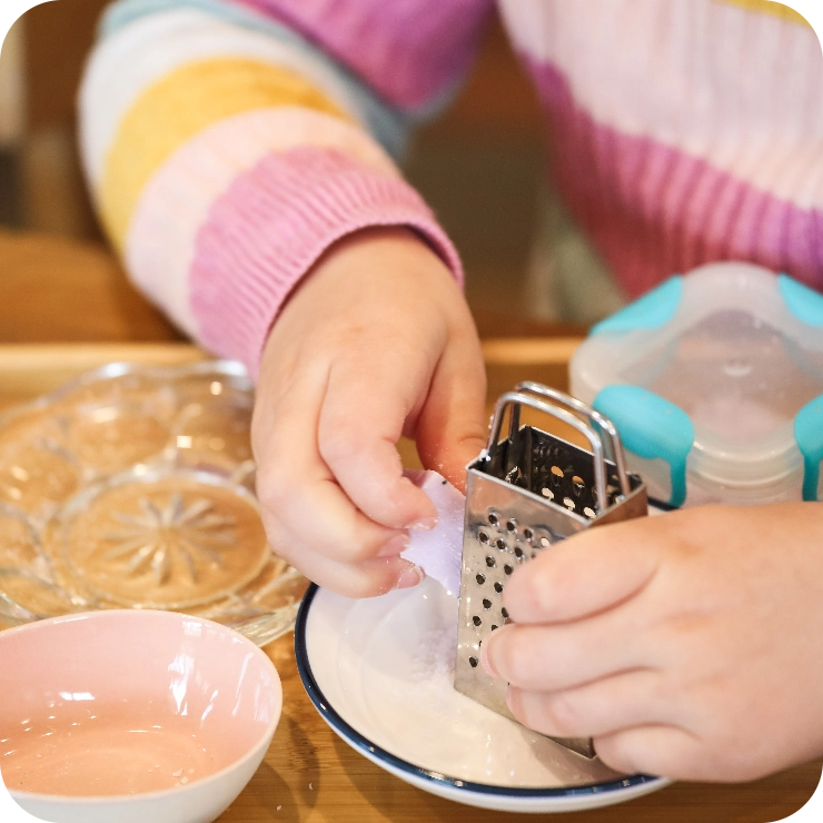 417A5081Surf_4.12.22@2x