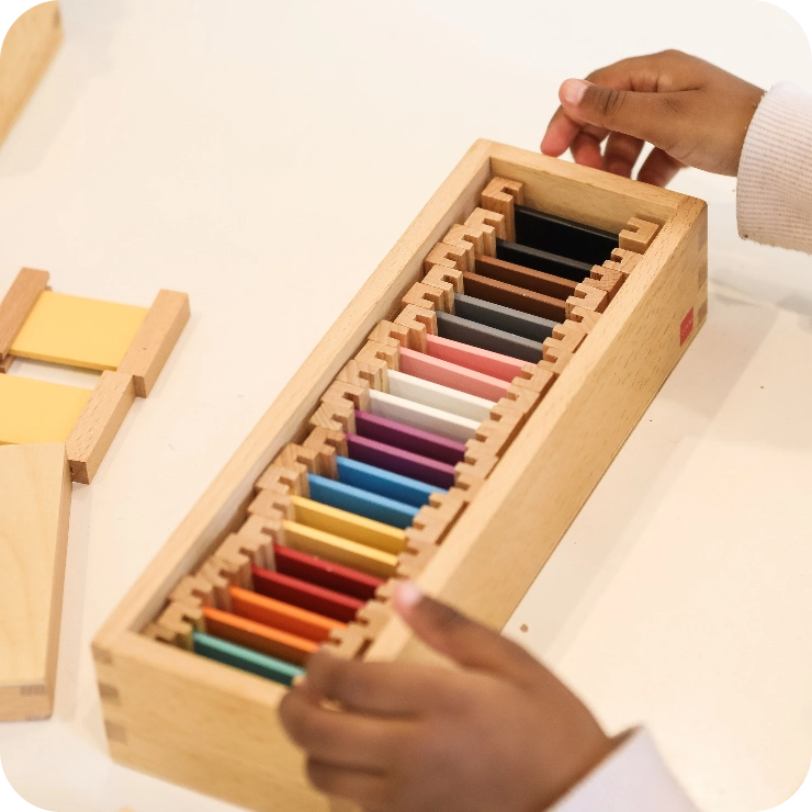 417A5132Surf_4.12.22@2x